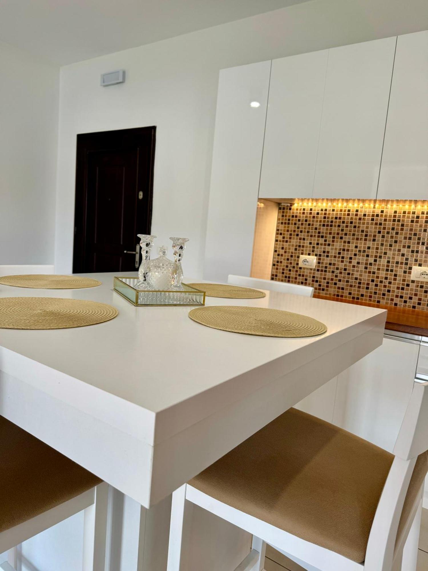 Belaire Luxury Apartment Sarandë Eksteriør billede